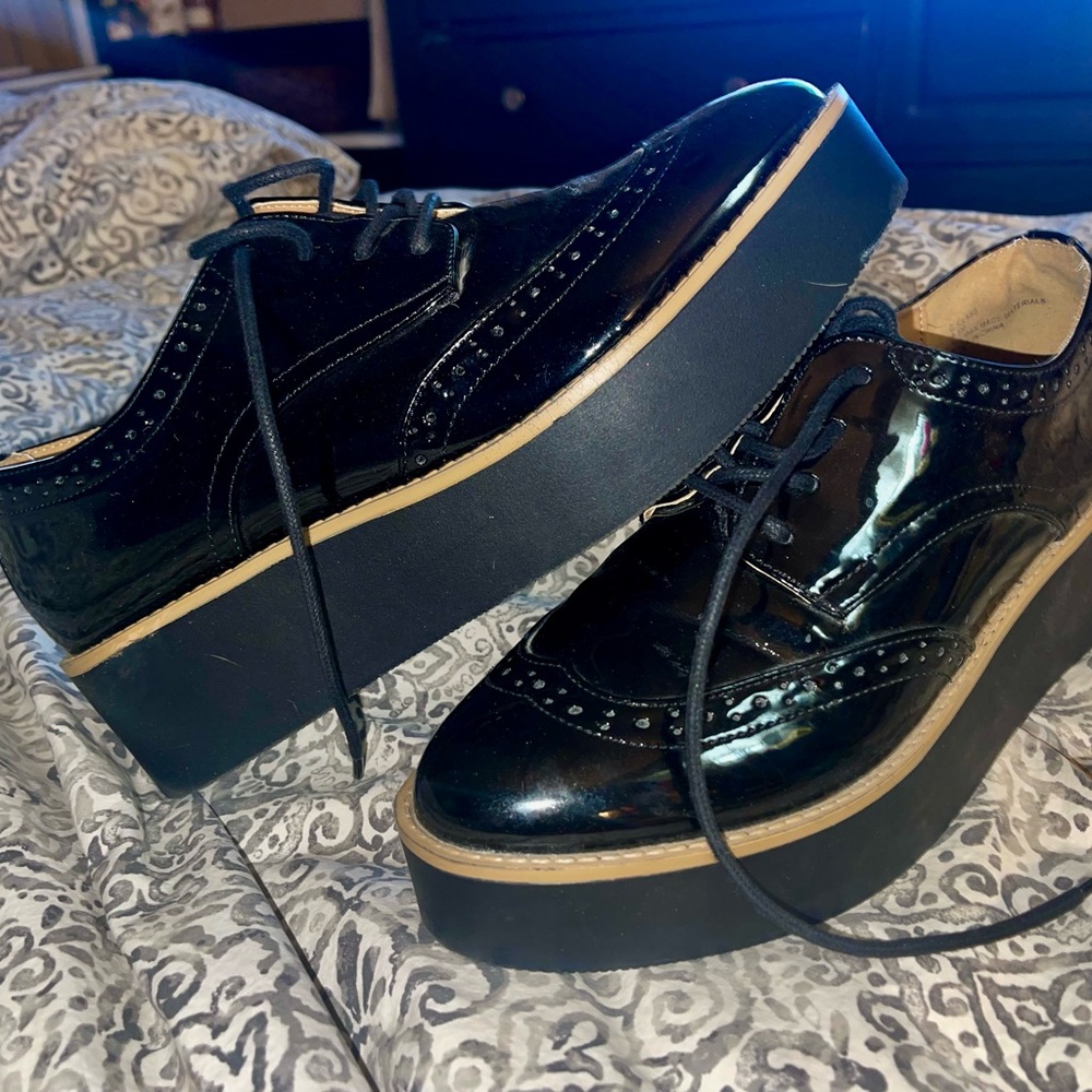 Steve Madden Black Platform Creeper Shoes